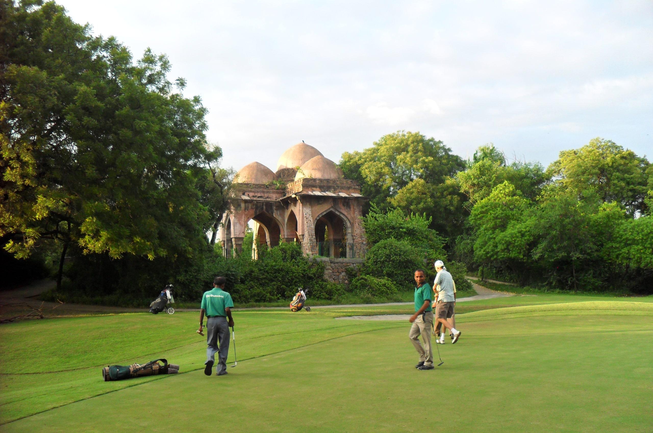 How to Enjoy Golf at Qutab Golf Course in New Delhi - Indian Golf Safari